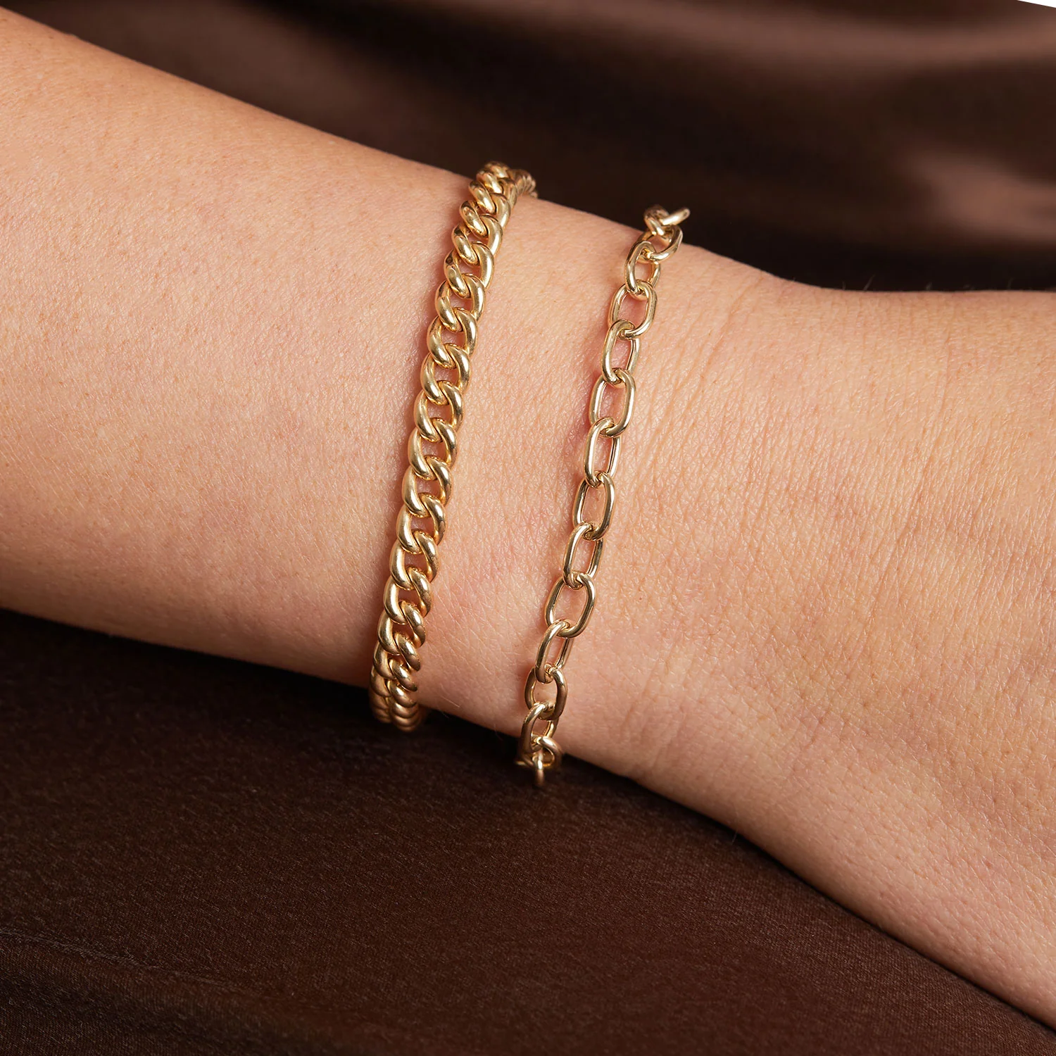 Large Rolo Chain Bracelet - Image 2