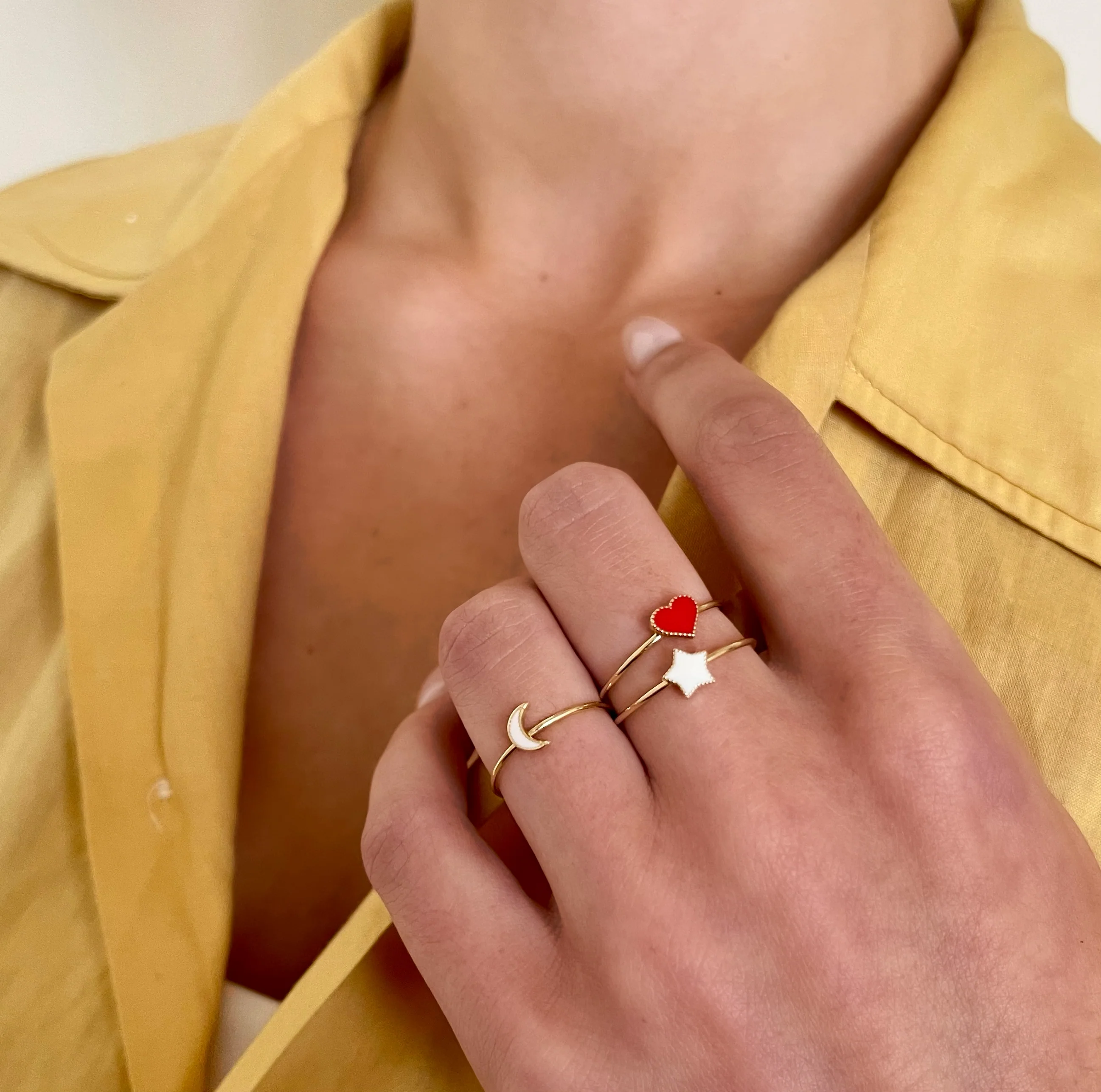 Enamel Heart Ring - Image 6