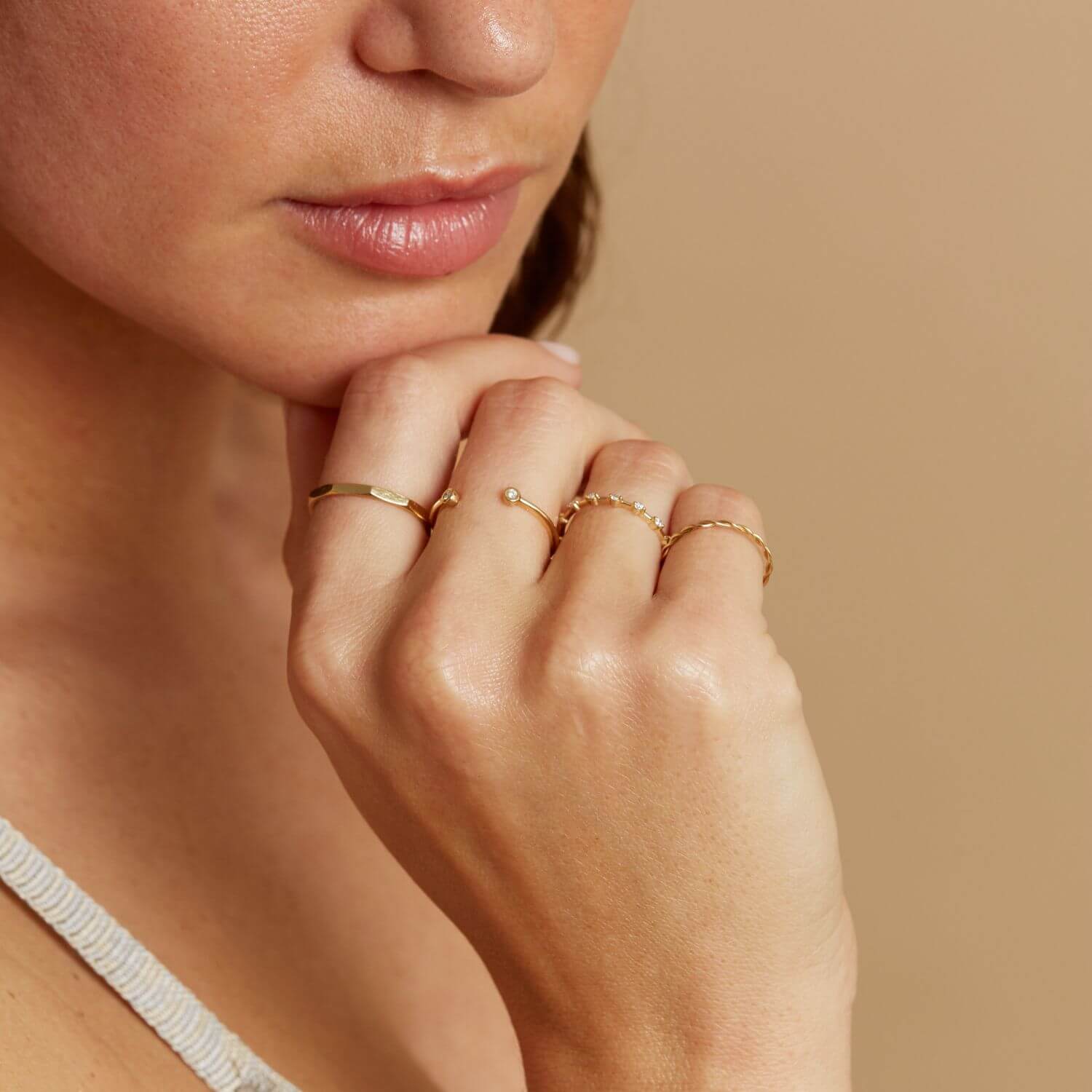 Loose Twist Ring - Image 4