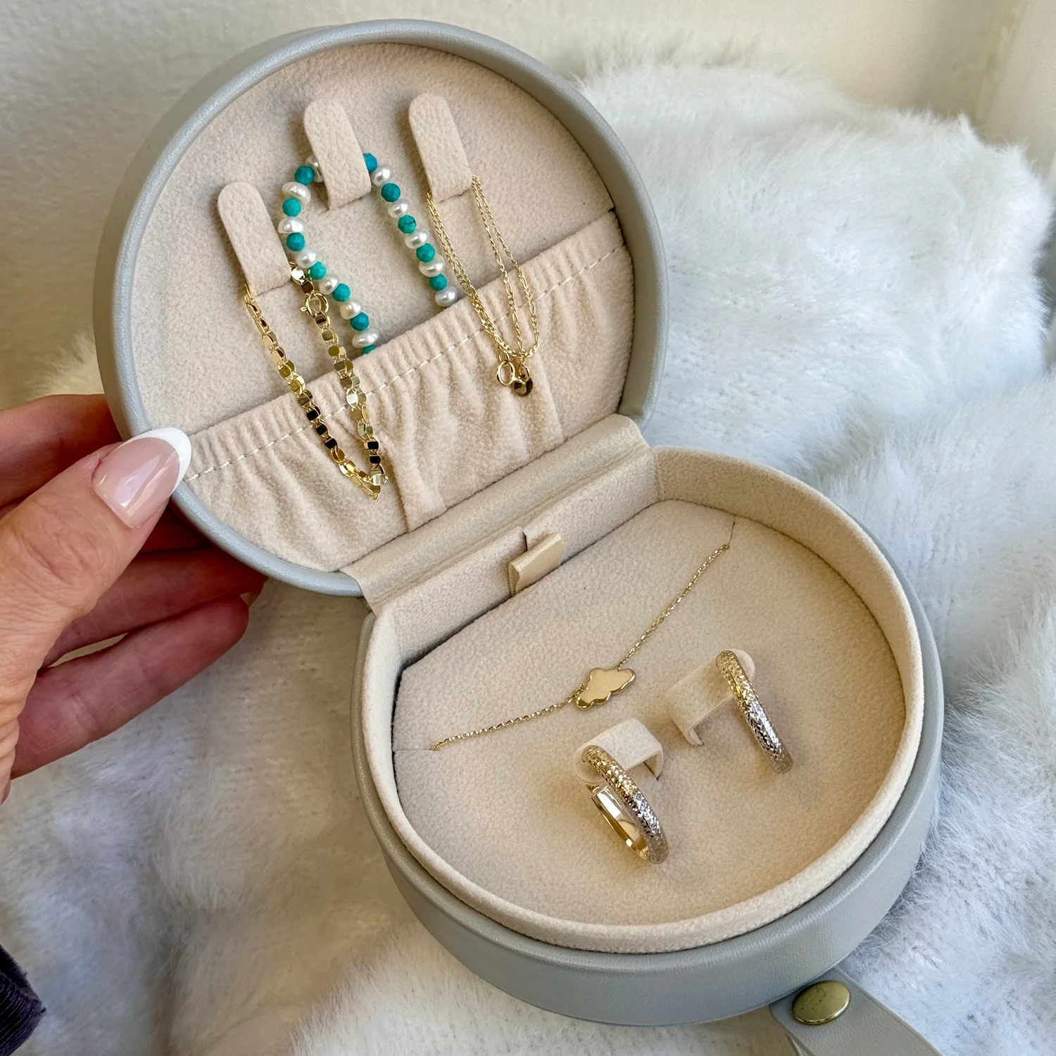 Minaudière Jewelry Travel Case - Image 5