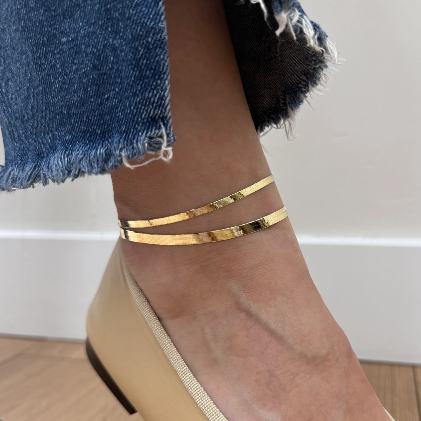 14K Gold Thin Herringbone Anklet 3mm - Image 2